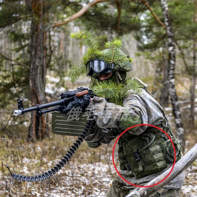 実物　ロシア製　多機能 AK マガジンポーチ デジタルフローラ　ロシア軍　EMR Amazon.co.jp: ANA ロシア実物 AKマガジンポーチ デジタル