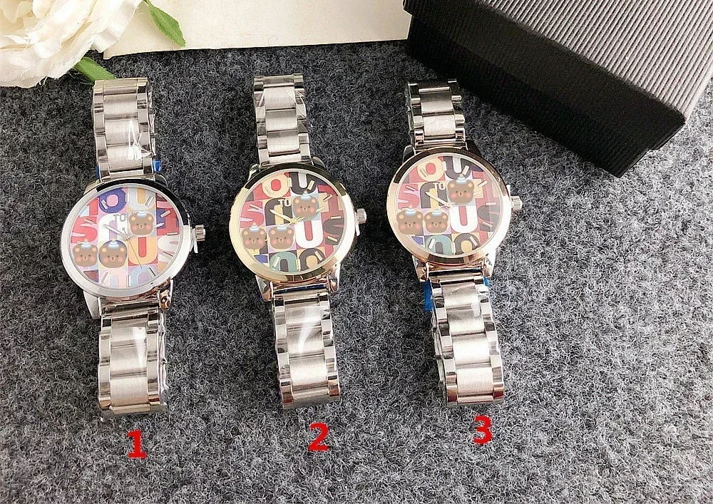 Рисунок 2 - Часы Bear 2023 с уникальным дизайном