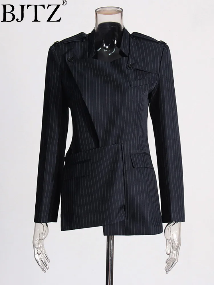 

BJTZ темно-серый Модный темпераментный Асимметричный вырез полосатый дизайн чувственный пиджак для женщин 2024 весна осень новый товар