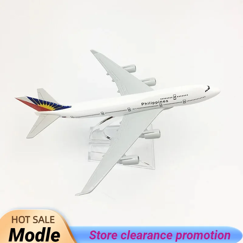 

16CM Alloy aircraft model Philippine Airlines Boeing747 Model Aircraft Metal Diecast Aviation Landing Gear Ornament toy Boy Gift