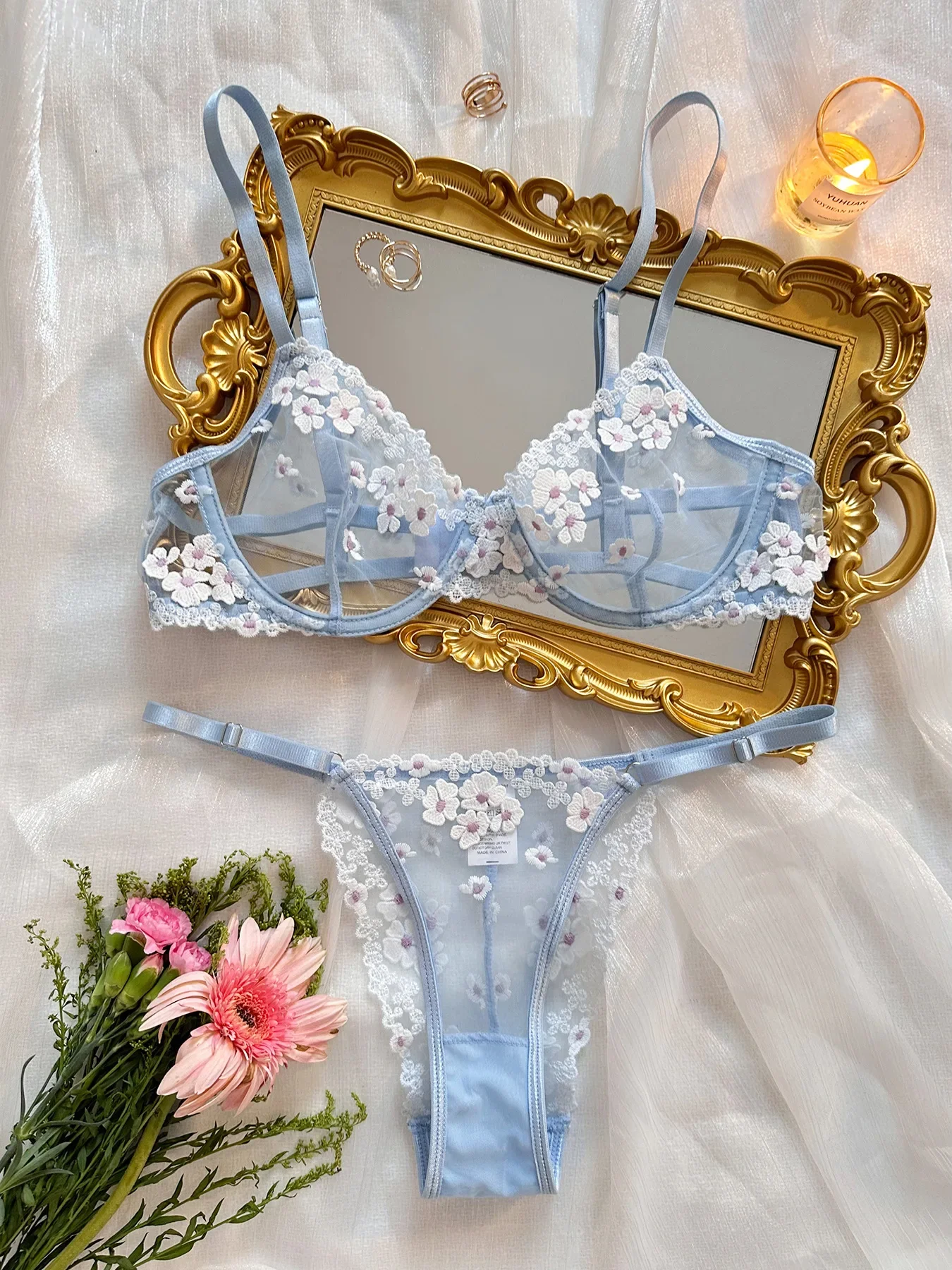 Description Picture 4 of itemAutumn New French Style Sweet Floral Embroidery Lingerie Set Women's Mesh Perspective Comfortable Gathering Underwear Bra Briefs