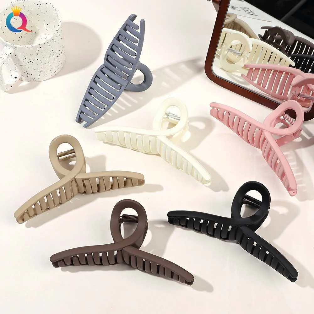 Рисунок 3 - Большая Заколка-пряжка в виде креста