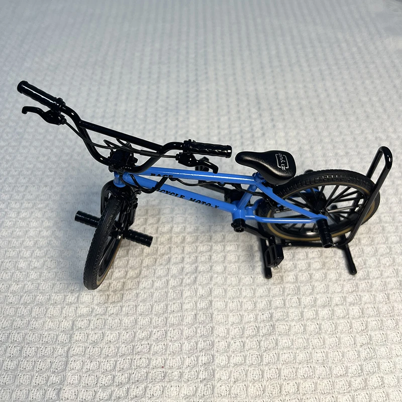 Mini Model Alloy Bicycle Parking Rack Diecast Decoration Metal Mountain Bike Simulation Gifts Toys 1:8