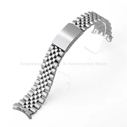 Elegant Stainless Steel Watch Strap with Curved End and Folding Buckle - 19mm (Silver)
