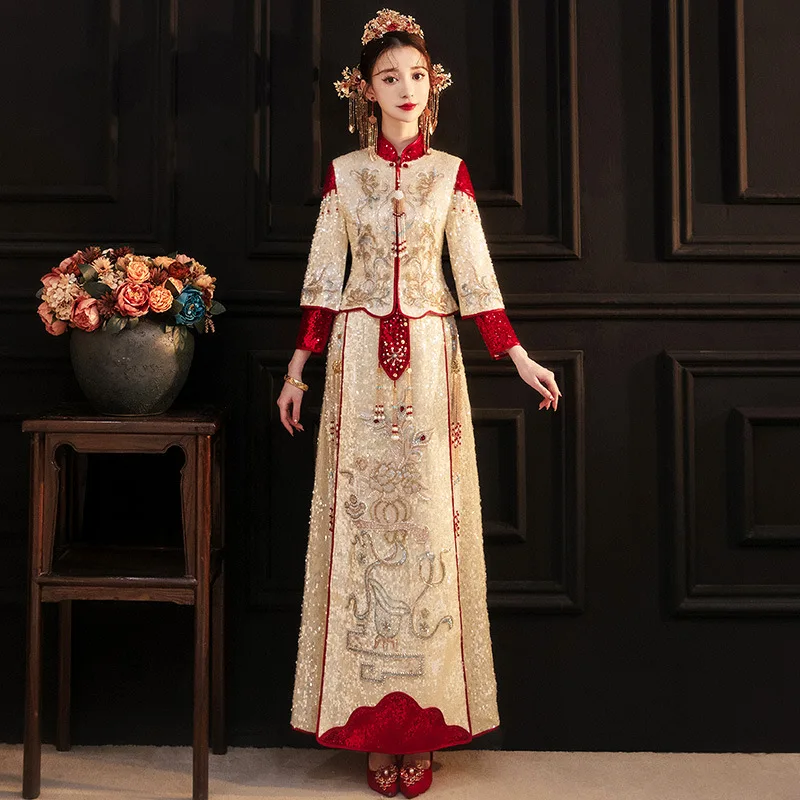 

Chinese Traditional Wedding Dress Long Embroidery Sequin Beads Cheongsam Stylish Elegant Bride Vintage китайская одежда