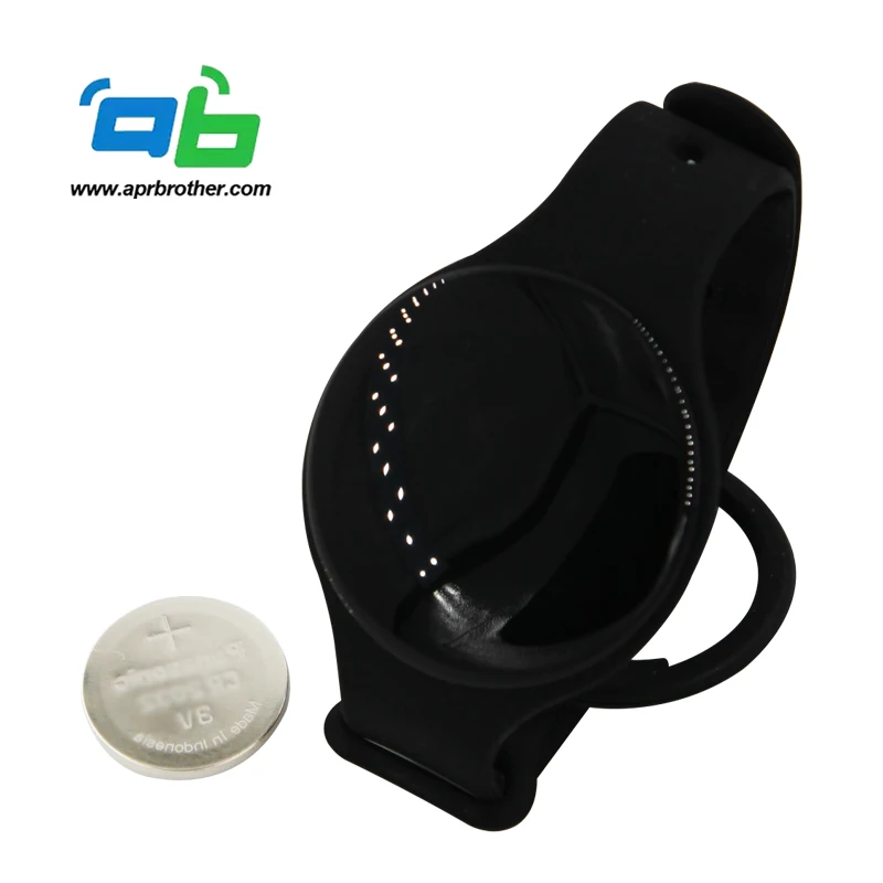 2pcs nRF52810 high quality wristband iBeacon for tracking