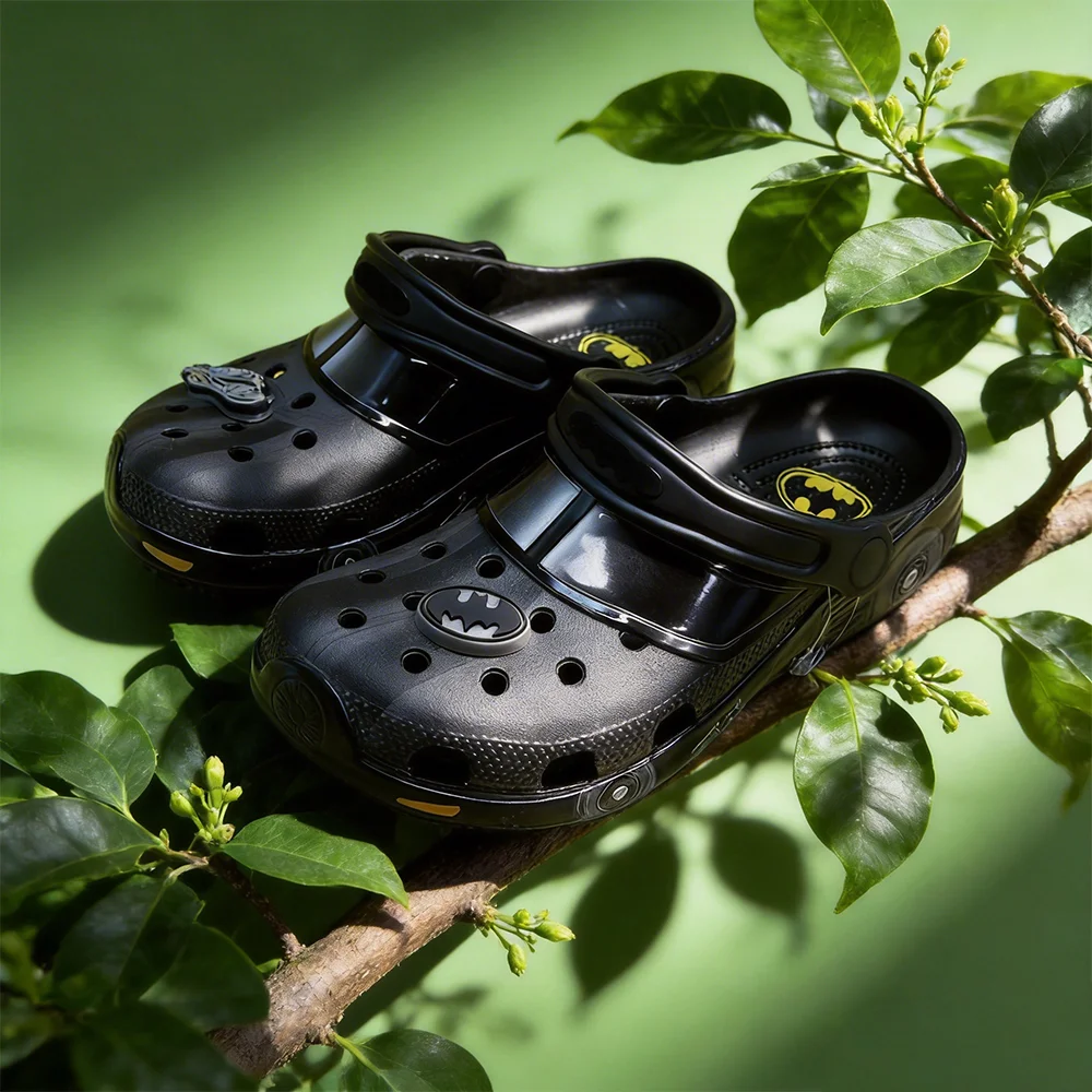 Hochwertige Actionfiguren Wasserdichte Hausschuhe Action-Spielzeugfiguren Geeignete Casual Knöchelriemen-Schuhe Geschenke