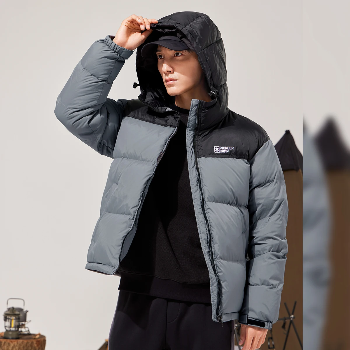 Men Winter 90% Duck Down Jackets Windproof Hooded Outdoor