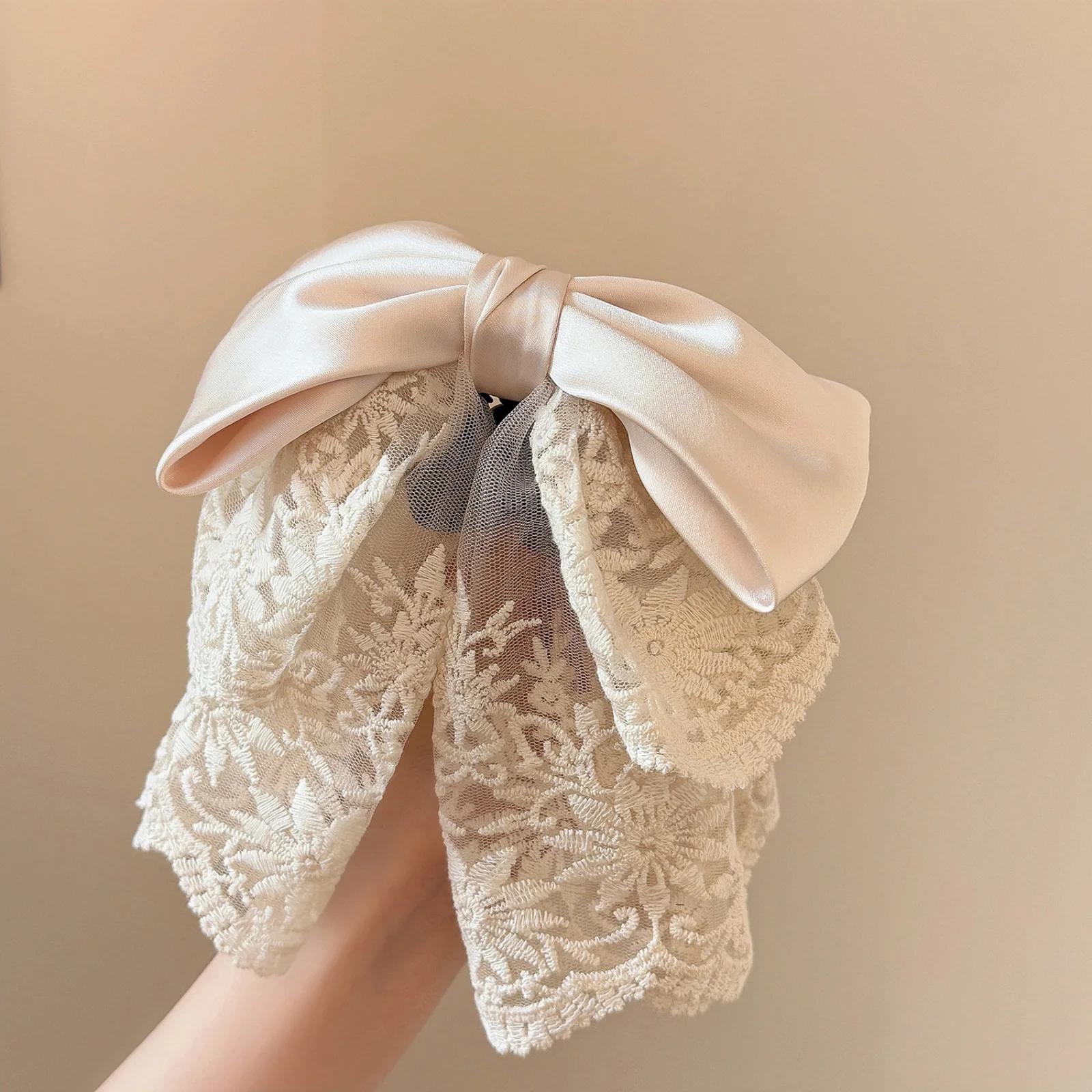1PC Lace Satin Bow Hair Clip, Elegant White Hair Accessory, Feminine Lace Bow Hair Decor, Stylish Daily Hair Ornament