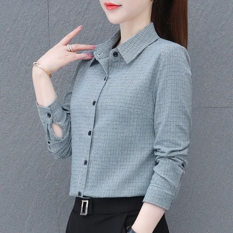 Autumn New Middle-Aged Mother Long Sleeved Cardigan Top Women'S Fashion Versatile Casual High-Quality Slimming Plaid Shirt