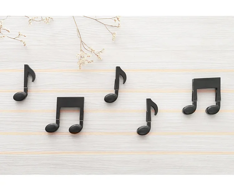 Description Picture 4 of itemMusical Note Clothes Pegs Black Spring Clips Creative Home Clothing Rack for Laundry Organization Baby Clothes Drying TikTok