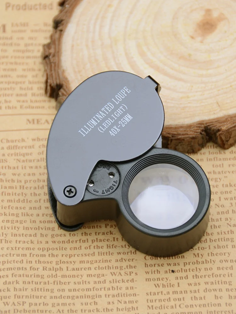 Jewelry Magnifier 40X Magnifying Glass Jewelers Loupe Pocket Folding Magnifier With Light for Watch Coins Stamps Gems Jewelry Diamond Identifying