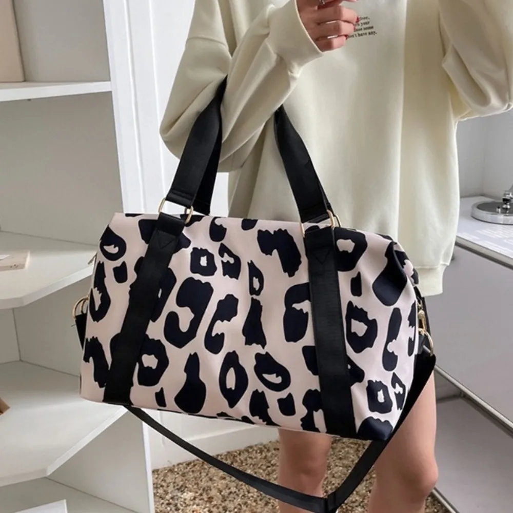 Oxford-Reisetasche mit Leopardenmuster, multifunktionale Unterarmtasche, Fitness-Umhängetasche, Tragetasche, große Kapazität, Gepäckhandtasche, Strandtasche – Detail 5