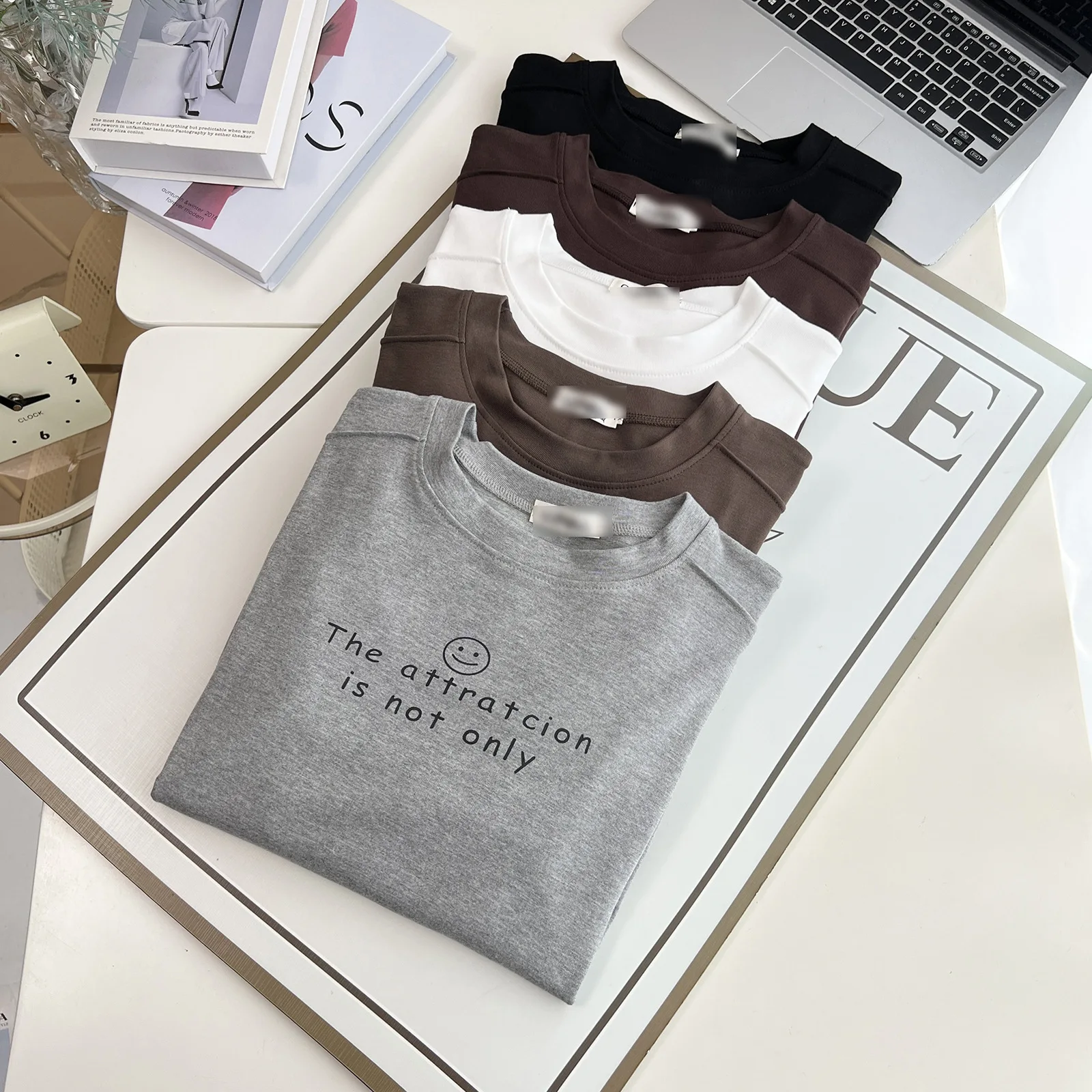 Plus Size Women's T-Shirt Autumn New Basic Style three-dimensional Cut Printed Letter Long Sleeved Tees 666