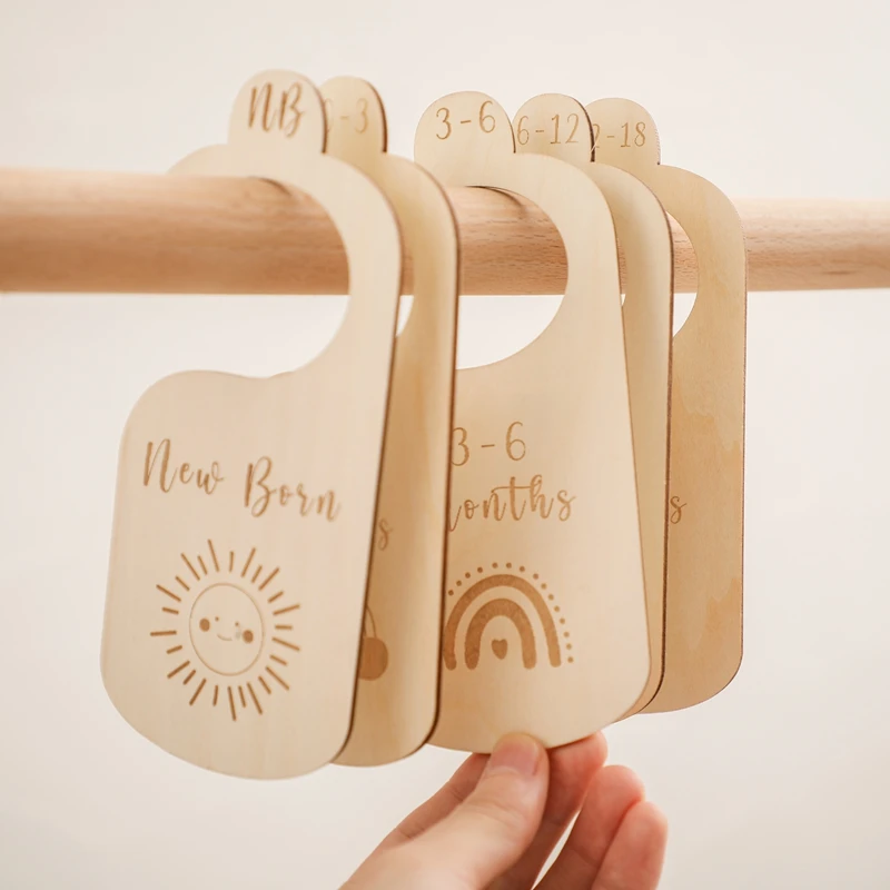 7pcs Wooden Baby Milestone Cards Baby Nursing Closet Dividers Memorial Birth Monthly Cards Photo Accessories Newborn Shower Gift