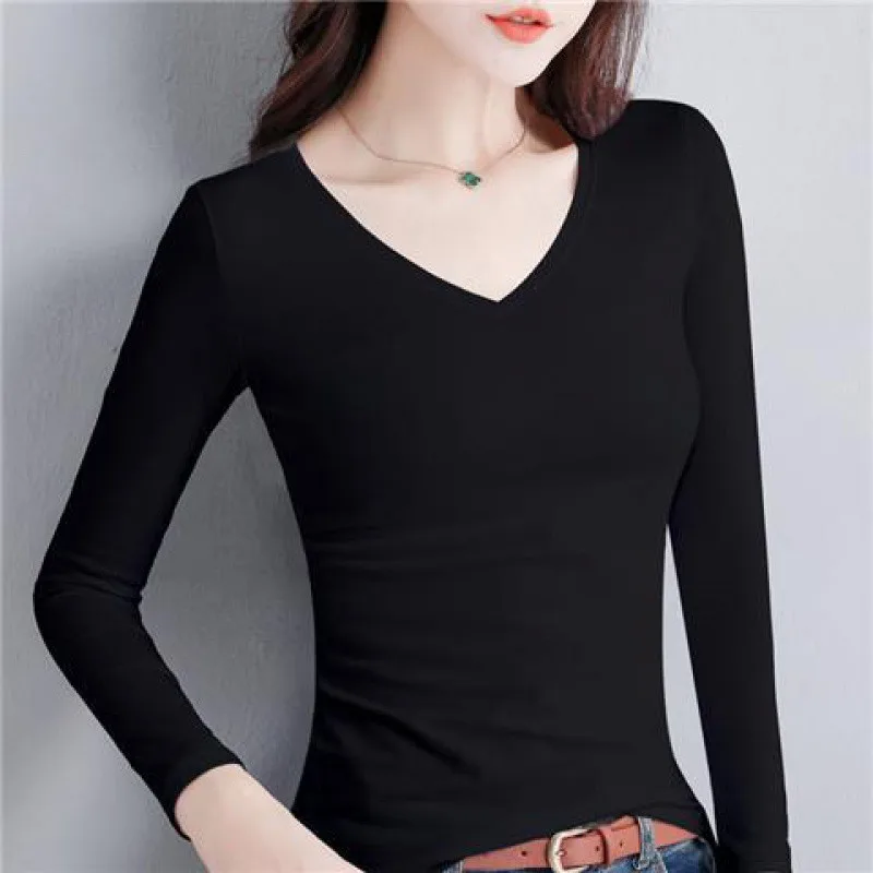 V-Neck black