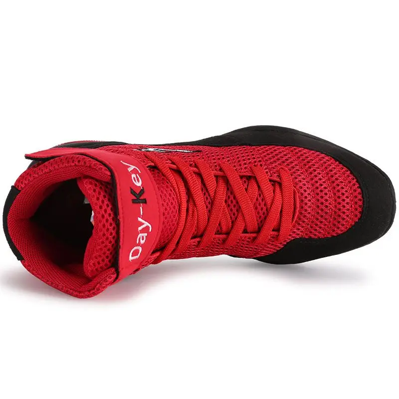 New Men's and Women's Wrestling Shoes Comfortable Wear-resistant Sports Shoes Non-slip Indoor Fitness Boxing