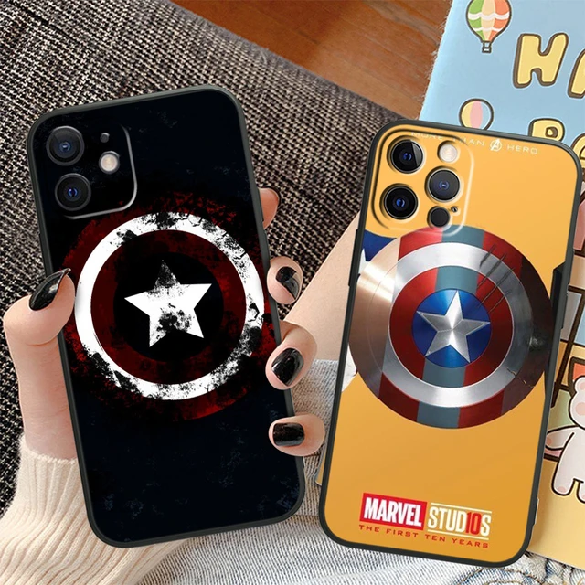 Funda para iPhone 12 Oficial de Marvel Capitán América Escudo