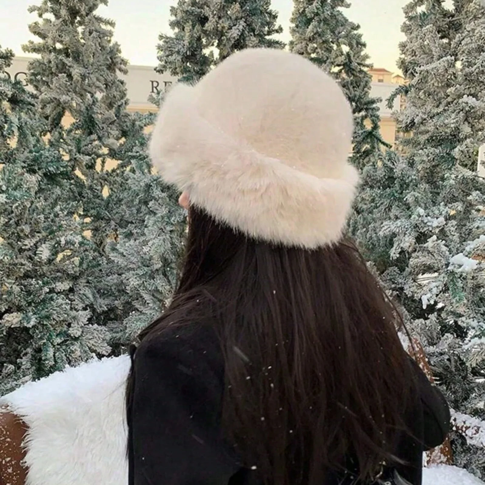 1pc Fluffy Bucket Hat For Women, Winter Korean Style, Thickened Warm Soft Crown Hats Winter Outfits