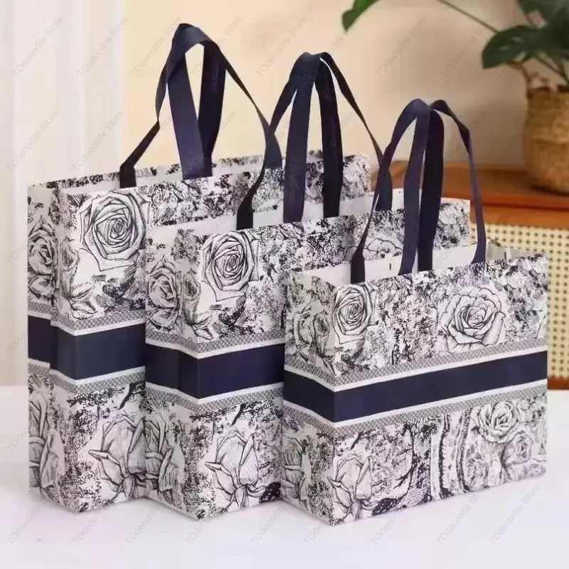 Reusable Foldable Shopping Bag Portable Travel Grocery Pocket Tote Plastic Bag Non-woven Fabric Eco Folding Bag Shopping Pouch 4
