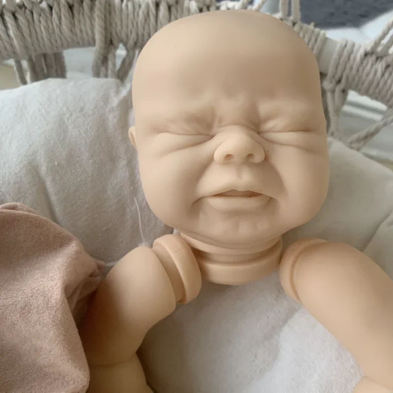 リメイク　赤ちゃん人形　1番 Amazon.co.jp: 沐浴人形[ヒカリ] 36045 /8-4070-01 : おもちゃ