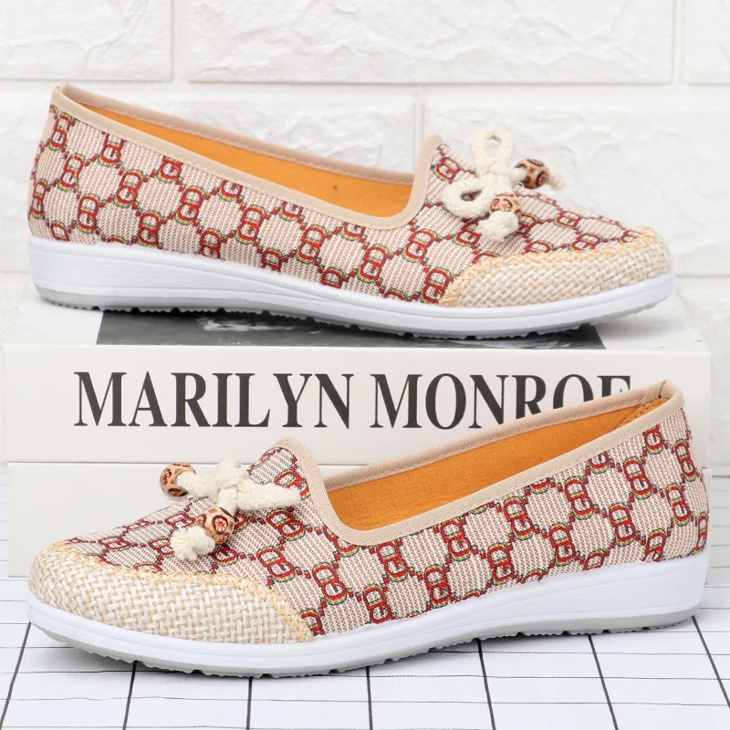 Early Autumn 2023 Comfortable Soft Sole Fashion Mom's Shoe Cover Flat Heel Women's Single Shoe Casual Versatile Women's Shoe