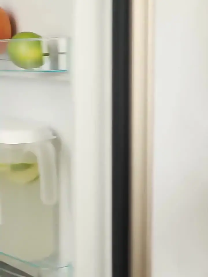 Brocca in plastica, 1,5 l, con coperchio, brocca per gelato, caraffa per acqua, brocca di vetro, brocca per acqua, con manico, per tè, succhi, latte