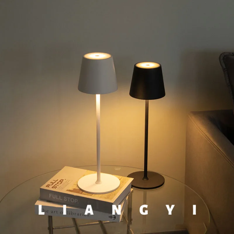 LED 분위기 테이블 램프, USB 충전식 금속 전기 도금, 눈 보호 조명, 3 색 디밍 조명, 바 카페용 장식