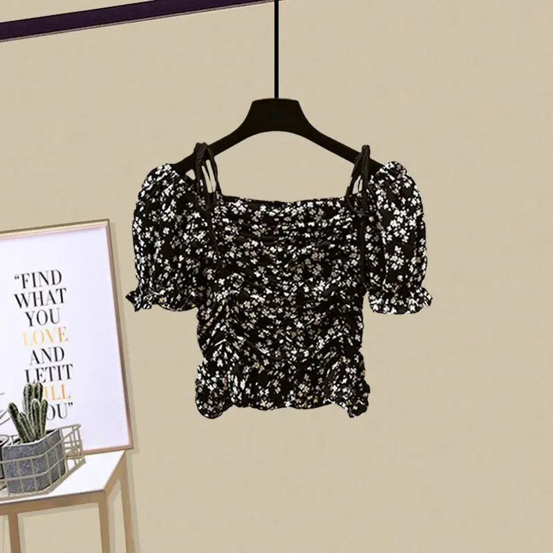 Рисунок 5 - Женский комплект из двух предметов