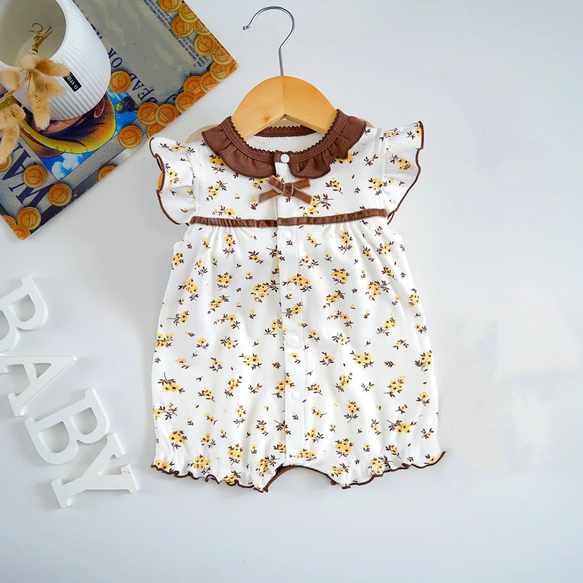 

2024 Summer Newborn baby rompers short sleeve Floral print Soft cotton baby girl Jumpsuits Infant baby clothes for 3-18 Month