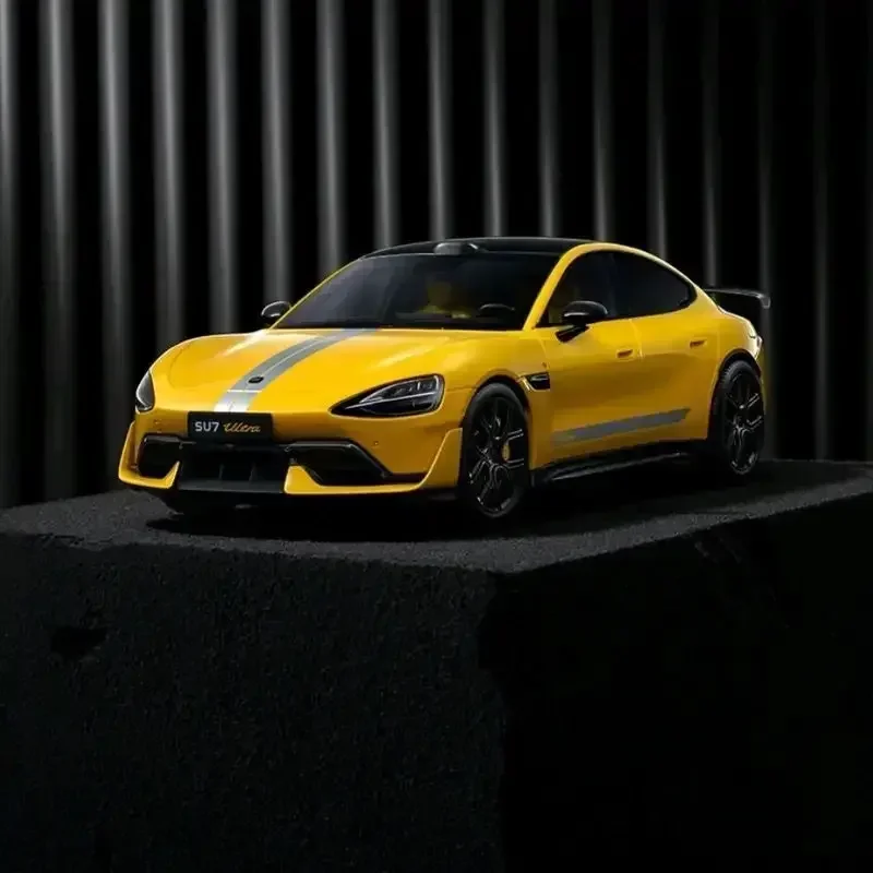 Xiaomi Su7 Ultra Car Model 1:18 Official Authentic Brand New