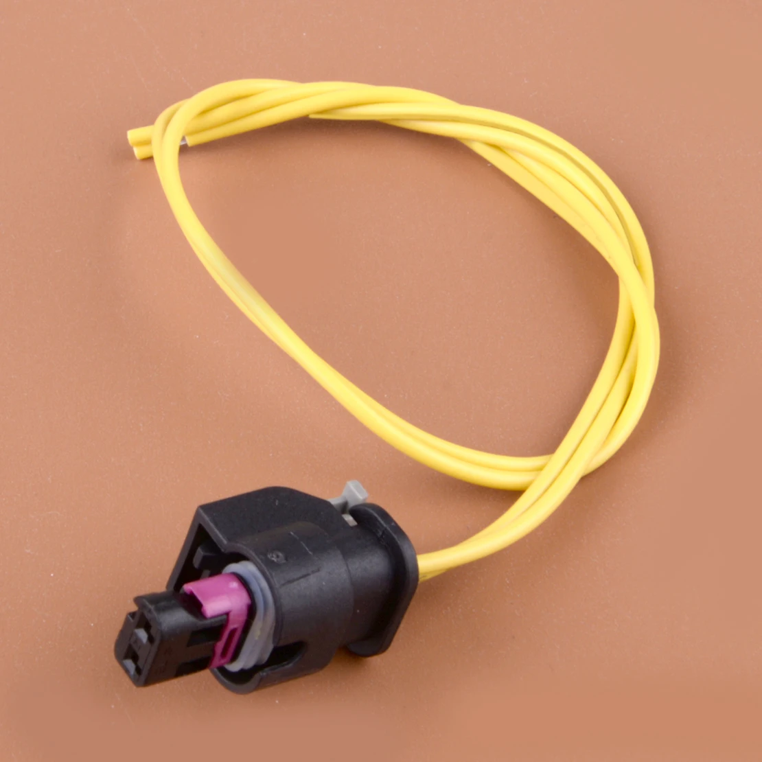 

68213844AD 68213845AD Front Rear Side Marker Light Pigtail Connector Wire Fit for Chrysler 300 300C 300S 2015-2022 68214402AD