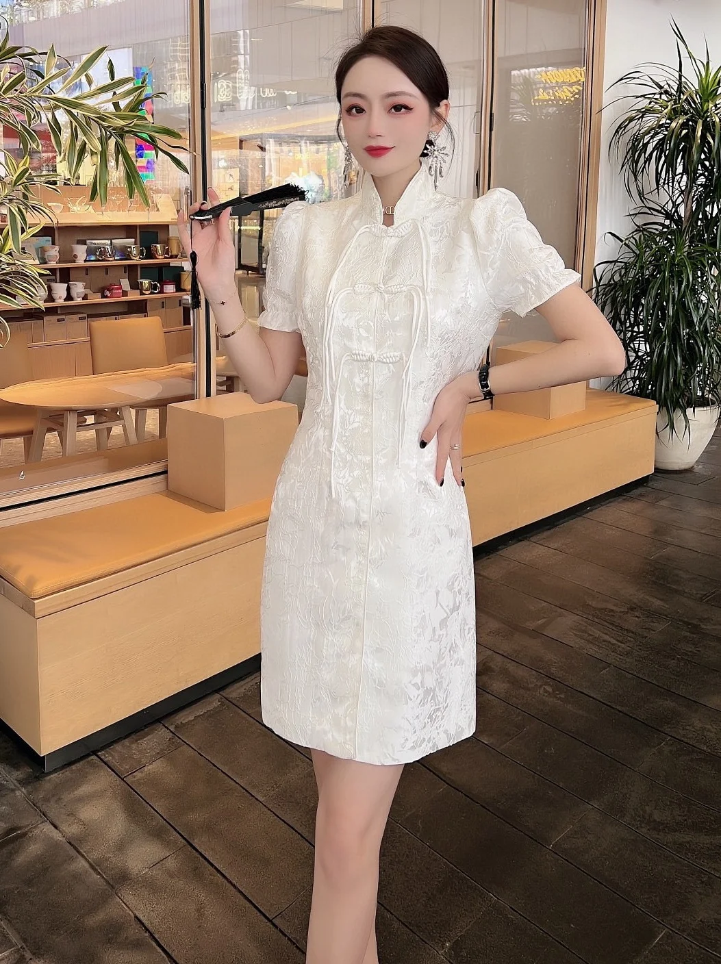 

goods 2023 spring new design sense foreign style cheongsam women slim fit Chinese style dress