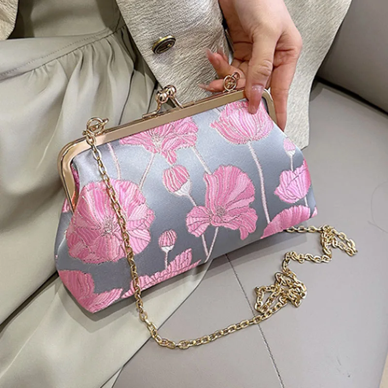 thumbnail image 1 of Nuevo bolso de mujer con cadena y clip, estilo étnico, bolso de hombro con flores, bolso de noche de moda, bolso cruzado, 1 of 5