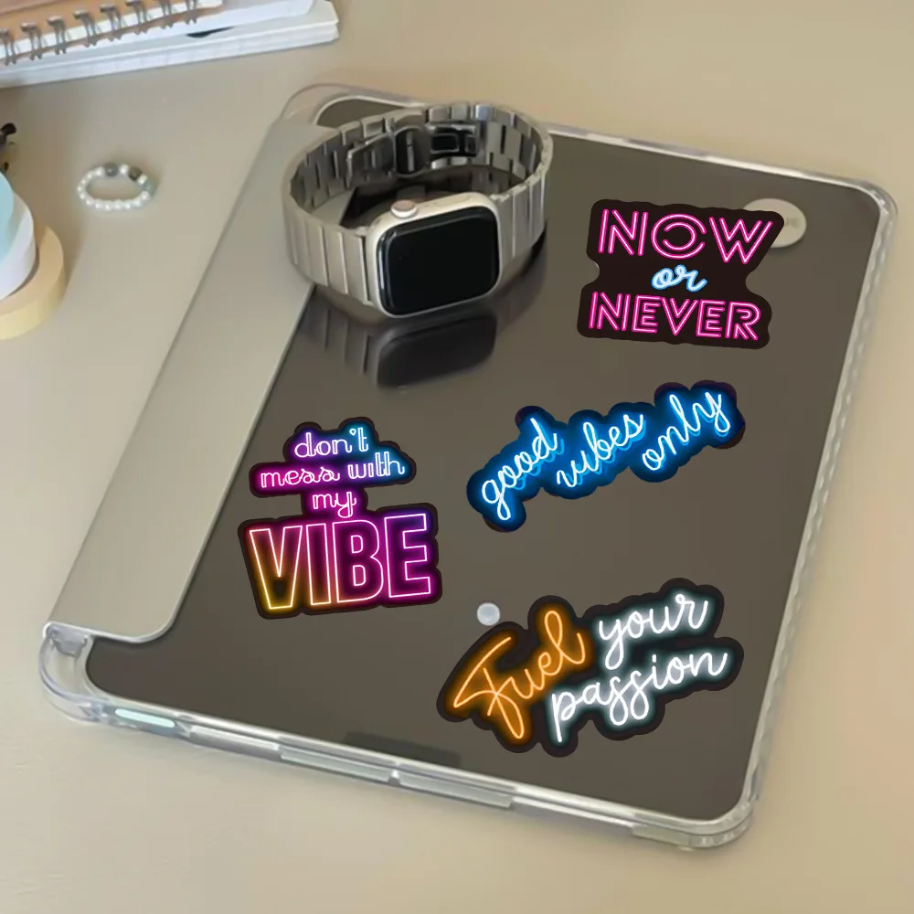50 Stück Neonlicht-Aufkleber für Laptop, Wasserflasche, Telefon, Computer, Gepäck, Gitarre, Badezimmer, Graffiti-Aufkleber für Kinder, Geschenk, Spielzeug – Detail 6