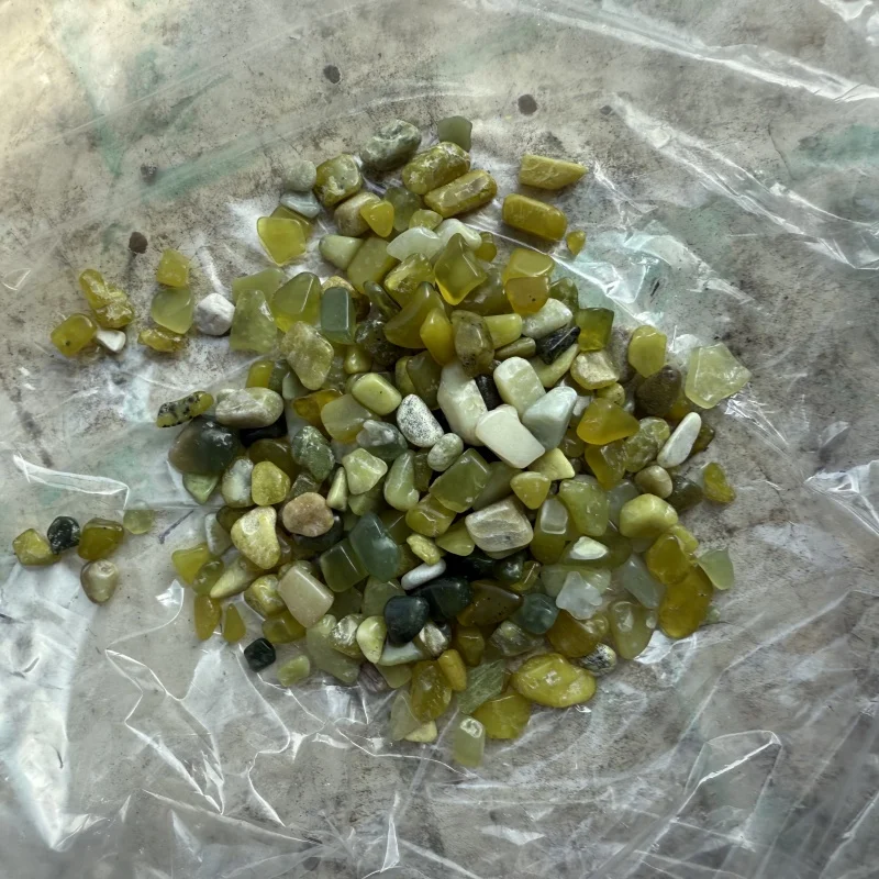 200g natural Xiuyu jade stone seeds, rice grains, fish tank stones, bonsai stones, jade raw green bluestone