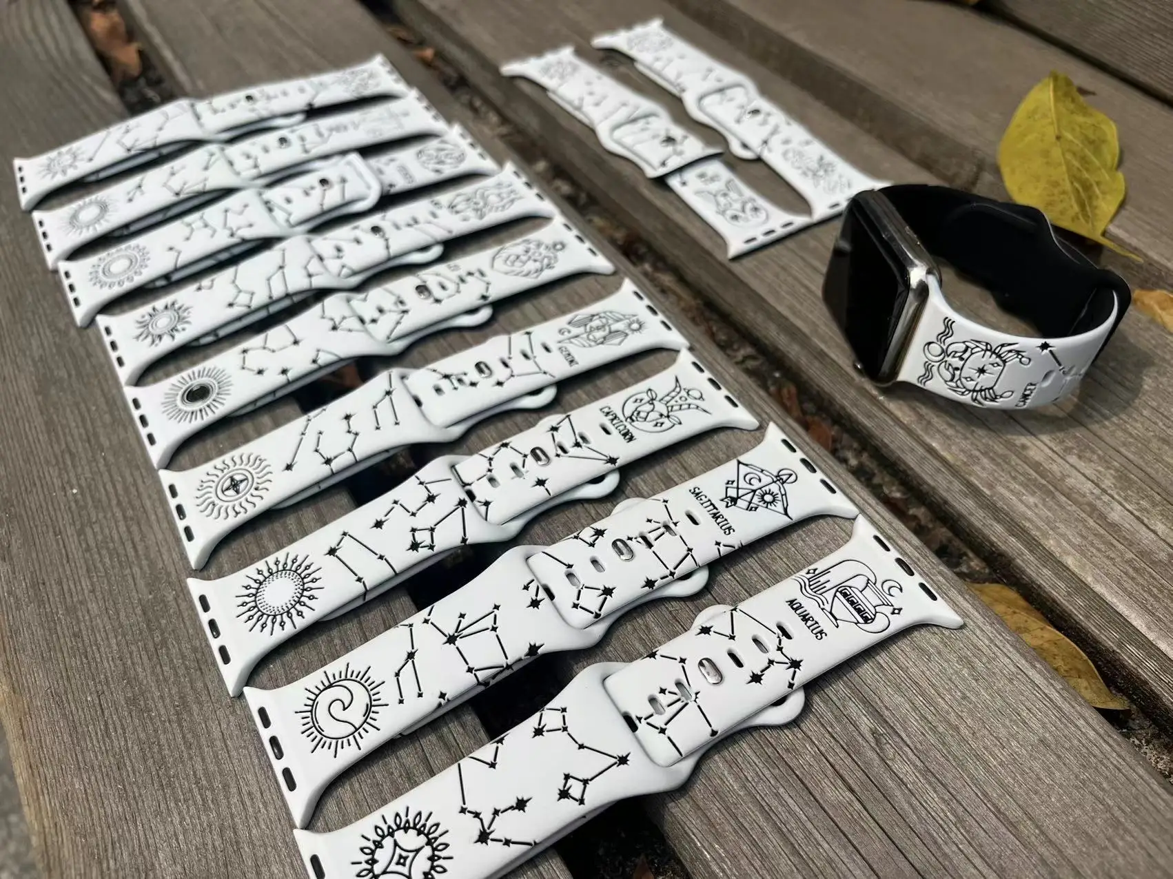  ġ ð , 12  ǥ ڸ , Ǹ ߿ Ʈ, 44mm    , 41mm, 45mm, 40mm