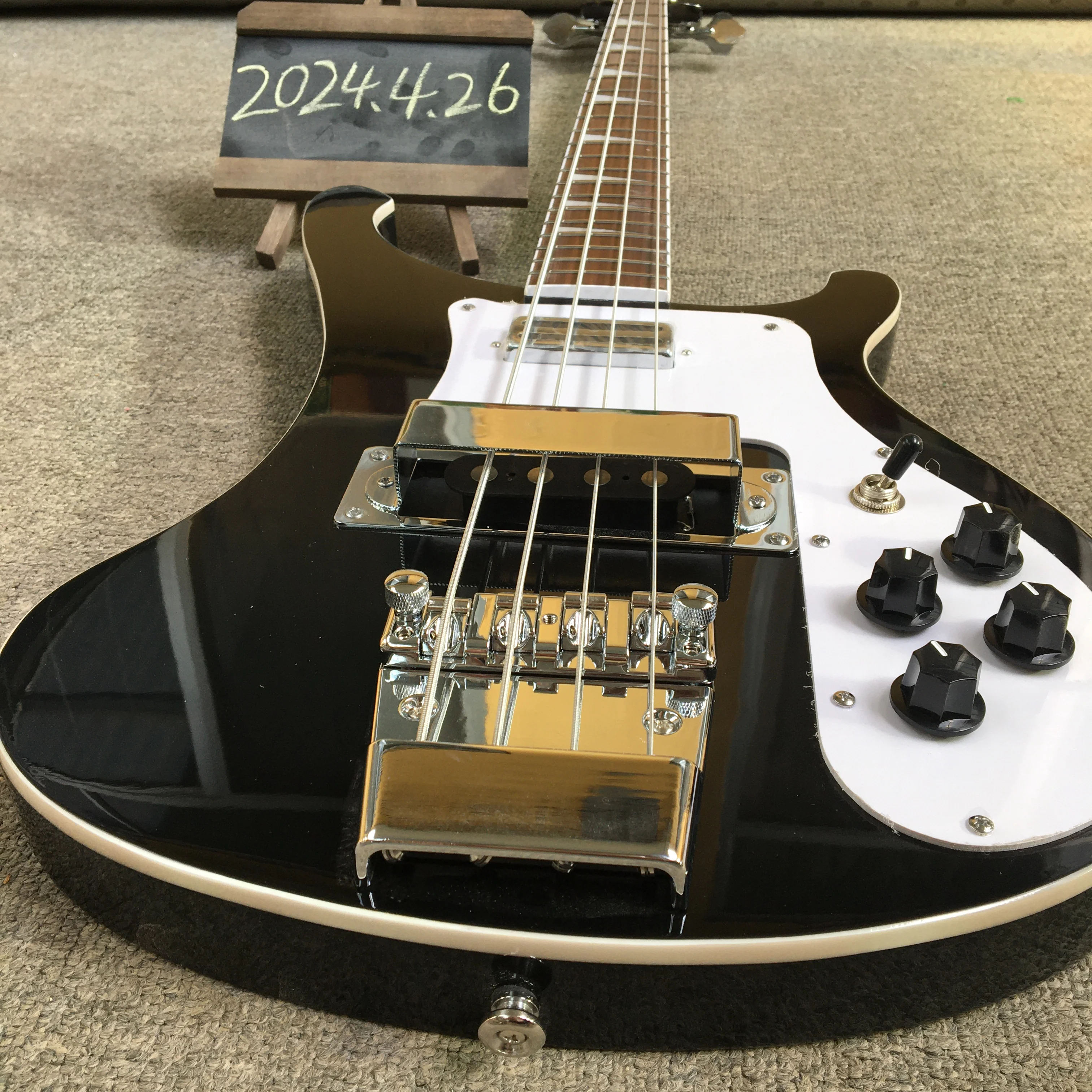 Black 4strings Electric Bass HH Chrome Hardware White Pickguard