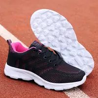 Baskets décontractées pour femmes, chaussures de marche respirantes, chaussures plates en maille, chaussures de sport blanches pour dames, nouvelle mode, 2024 4