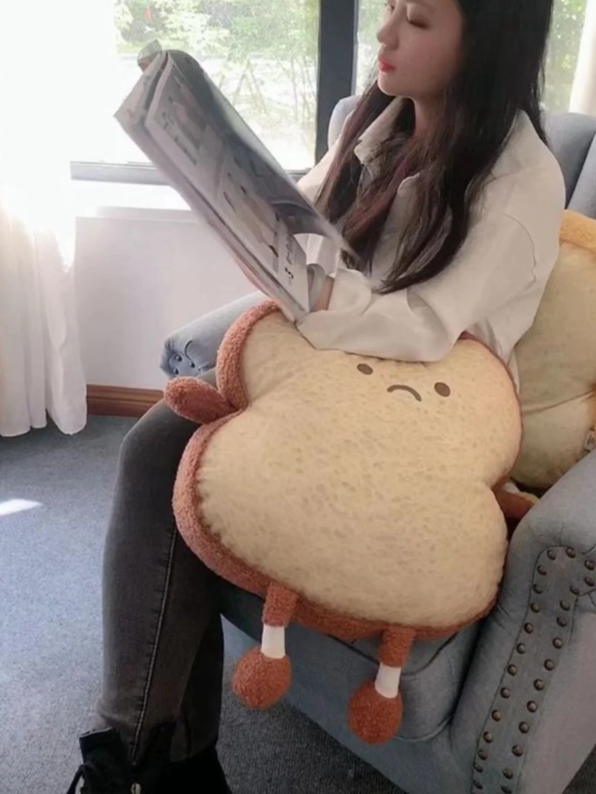 Cartoon Toast Two-In-One Office Nap Pillow Blanket Foldable Soft Plu Square Cuion Bedding Korean Sle Lunchtime Rest