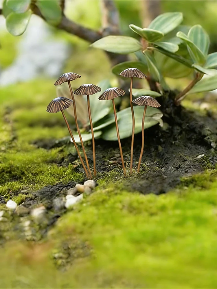 1/5/6/8/10 Stück: Retro-Pilz-Gartenstecker aus Metall, perfekt für die Frühlingsdekoration im Freien und als lustige Dekoration für Ihren Garten – Detail 5