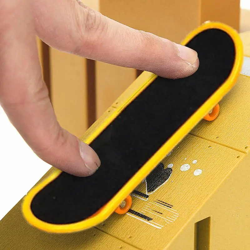 Dedo profissional skate com rolamento de bordo dedo skate dedo dedo ponta  dedo de madeira criativo novidade mini pla - AliExpress