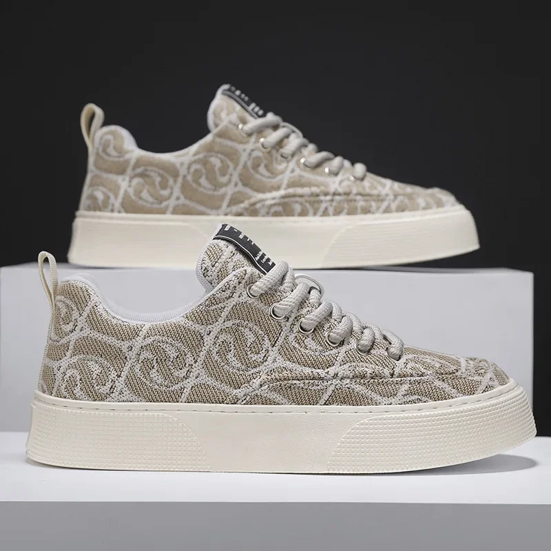 2024 New Men's Board Shoes Printing Embroidery Fabric Casual Shoes Low Top Soft Bottom Trendy Sporty Breathable Summer 3