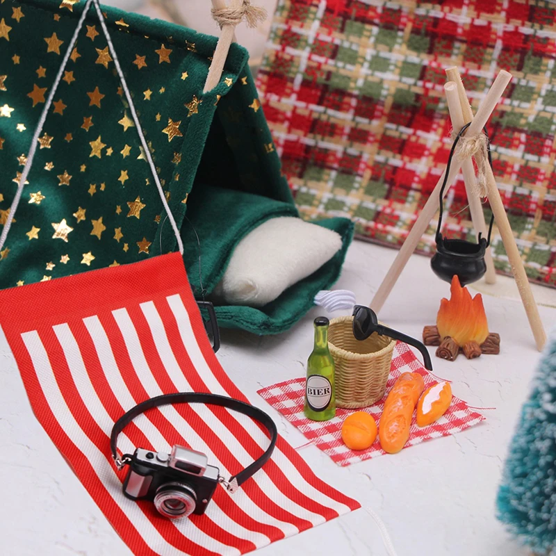 1Pc/1Set Mini Christmas Elf Doll Hammock Swing Sleeping Bag Miniature Outdoor Camping Bonfire Scene Simulation Telescope 4