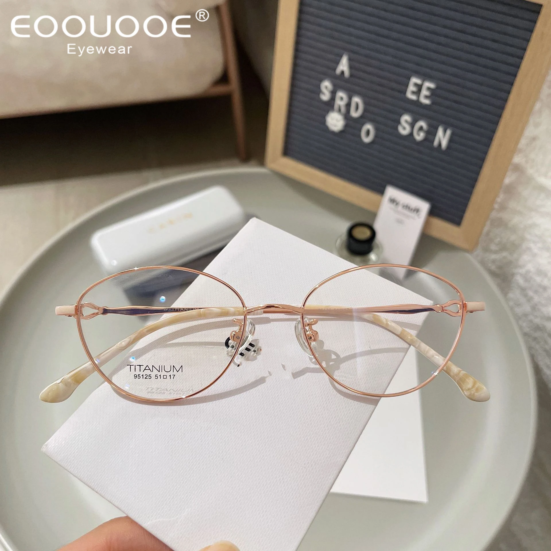 

Women Titanium Glasses Frame Exquisite Eyeglasses Myopia Hyperopia Eyeglasses Anti-Reflection Optics Prescription Lens Eyewear