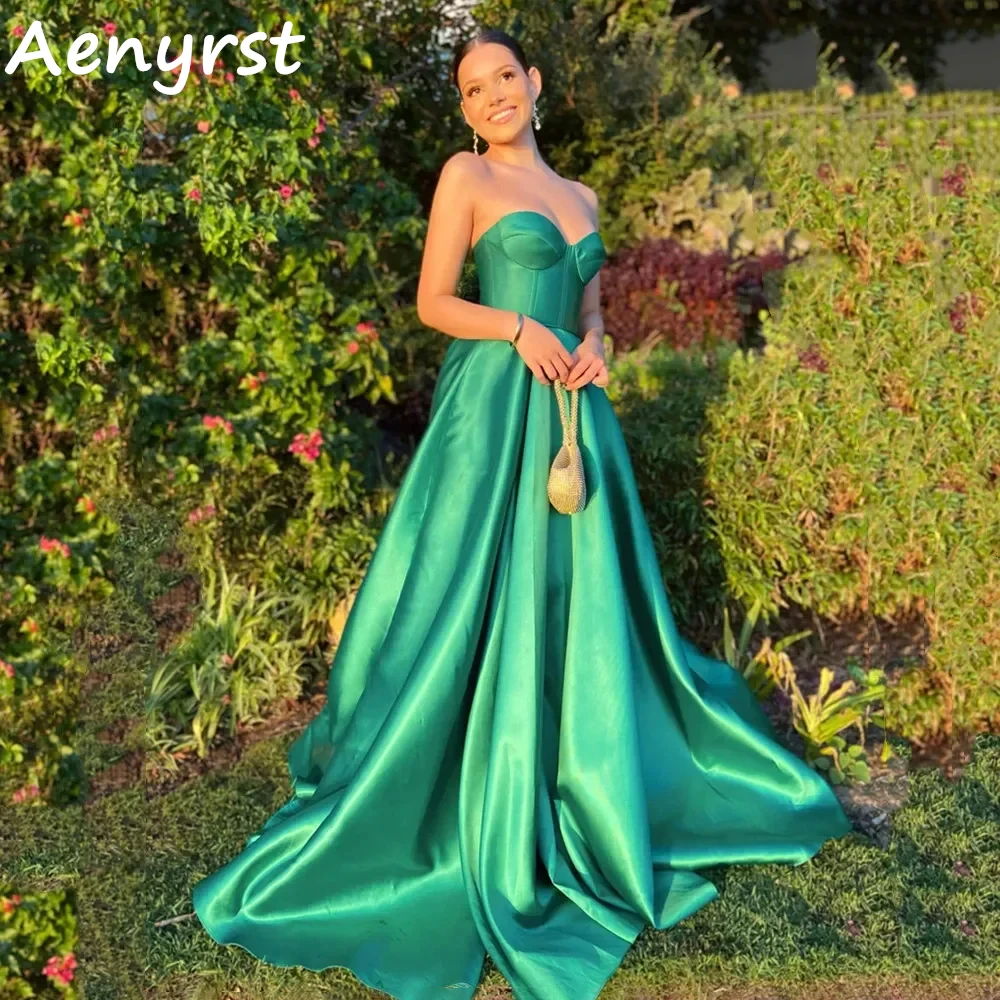 

Aenyrst Saudi Arabia Green Sweetheart A Line Evening Dresses Satin Side High Split Cocktail Gowns Sweep Train Dinner Party Dress