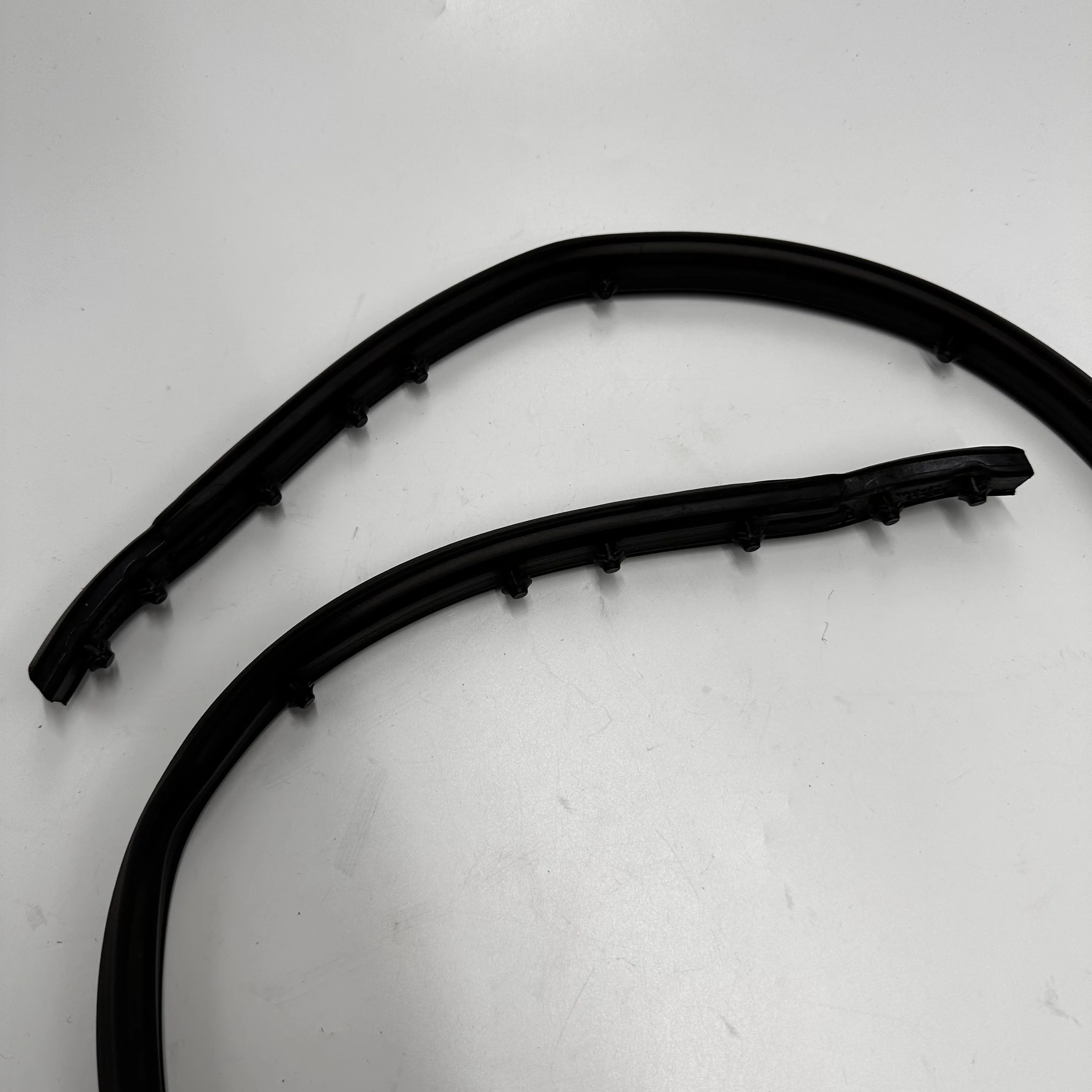 Car accessories Front Bumper Strip Hood Roob Sealing Strip 86357-F2000 fit for Hyundai Elantra 86357F2000