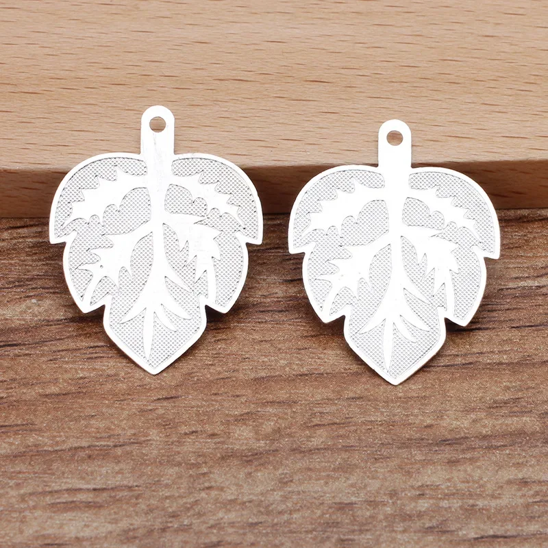 BoYuTe 금속 황동 잎 참 펜던트 시트, DIY 쥬얼리 제작 재료, 로트당 50 개, 22x29mm