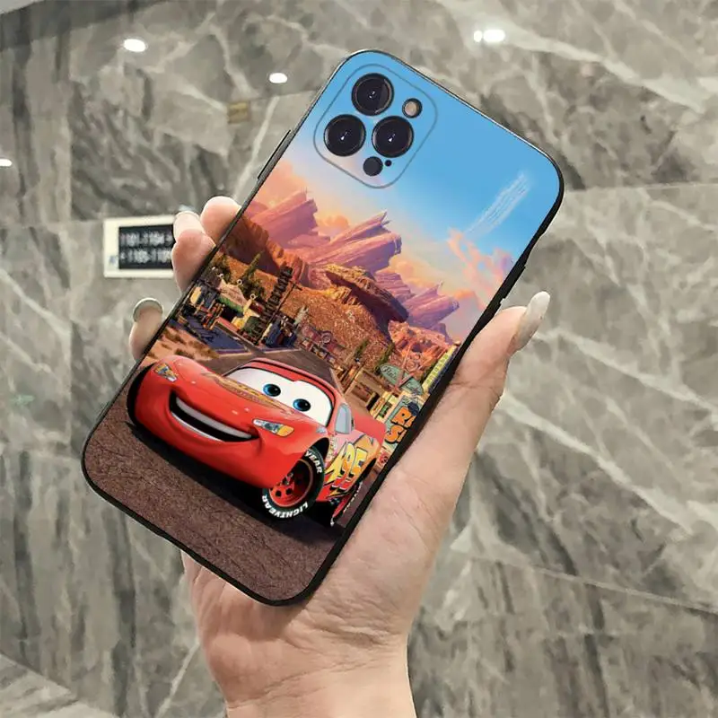 thumbnail image 1 of Funda de teléfono Disney Cars Lightning McQueen para iPhone 8 7 6 6S Plus X SE 2020 XR XS 14 11 12 13 Mini Pro Max Funda para móvil, 1 of 5