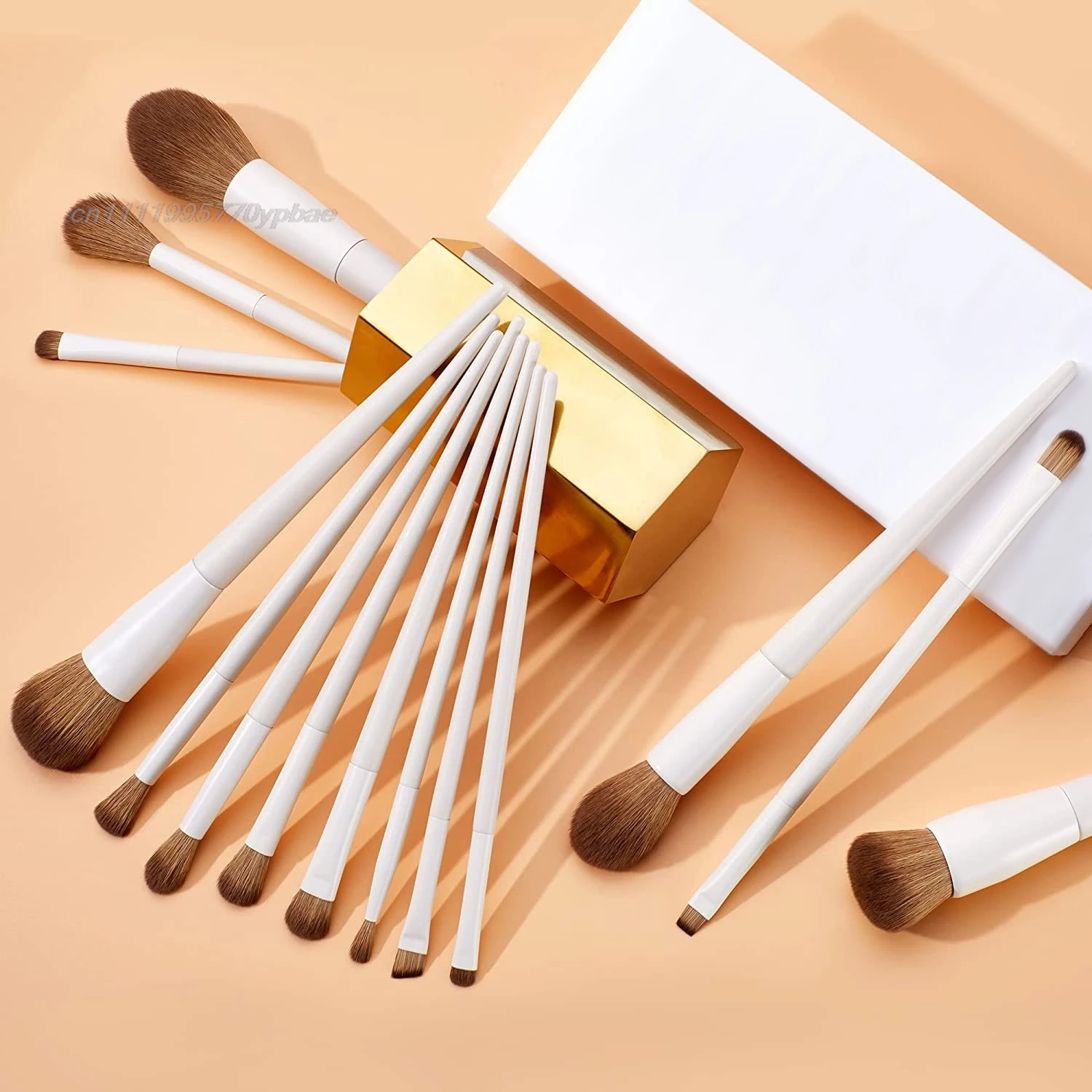 Set di 14 Pennelli per Trucco Sintetici per Fondotinta, Cipria, Contouring, Ombretto, Eyeliner, Sfumature e Illuminanti - immagine 2